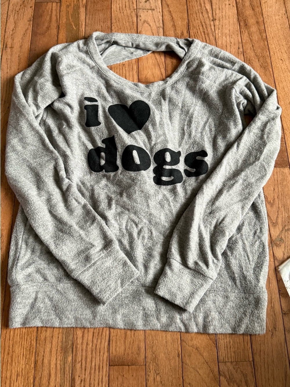 CHASER Gray "I ♥ Dogs" Long-Sleeve  Shirt